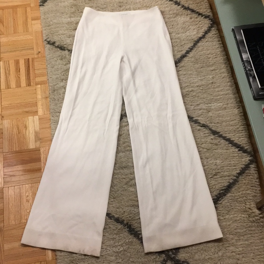 Beautiful, white Diane von Furstenberg pants